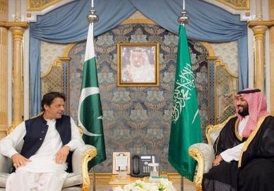 ولي العهد السعودي يصل للعاصمة الباكستانية وسط استقبال حافل