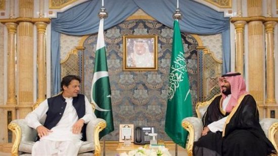"خان" يفاجئ "بن سلمان" بطلب للجالية الباكستانية في السعودية (فيديو)