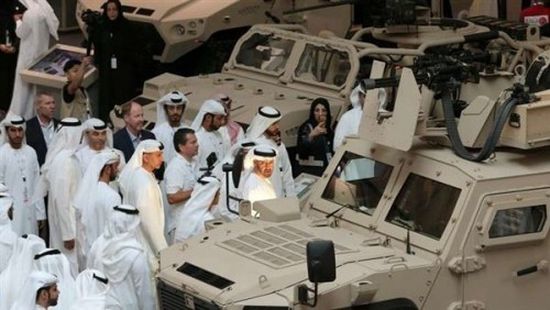 الإمارات توقع صفقات عسكرية بقيمة مليار و 300 مليون دولار