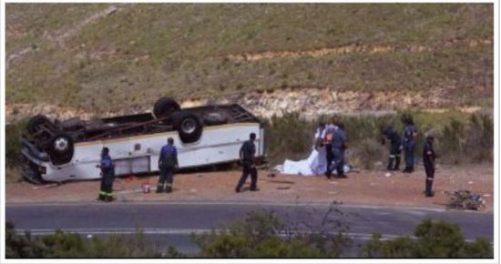 مصرع 22 شخصا وإصابة 12 آخرون في حادث سير بالعاصمة البوليفية
