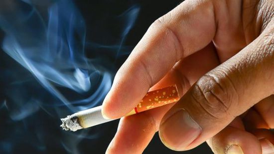 دراسة حديثة..التدخين يؤثر على الجهاز البصري للإنسان