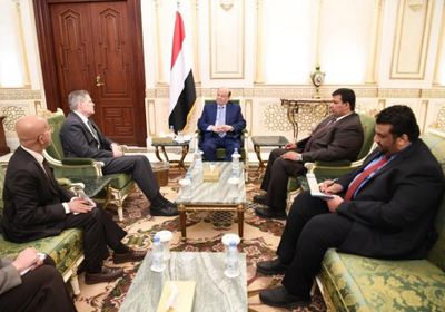 هادي يشيد بالتعاون الاستراتيجي بين اليمن والولايات المتحدة