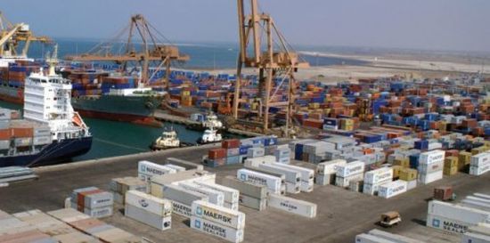 التحالف يعلن عن إصدار 21 تصريحاً لسفن متوجهة إلى اليمن