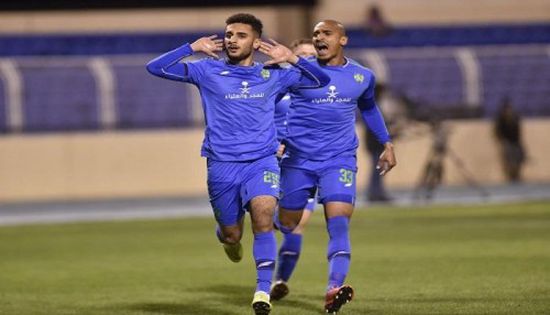 الفتح يحقق فوز غالي على الأهلي 2-1 في الدوري السعودي