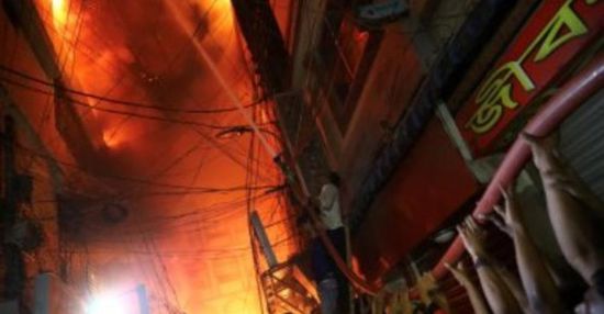 ارتفاع حصيلة ضحايا حريق بنجلاديش إلى 70 شخصا