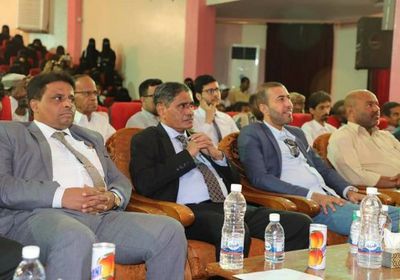 محافظ حضرموت يفعًل شرطة مراقبة المخلفات للحفاظ على نظافة البيئة (صور)