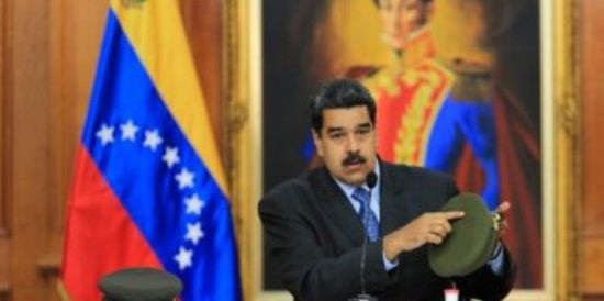 معارض فنزويلي: 11 دبلوماسيا فنزويليا بالولايات المتحدة انشقوا عن "مادورو" 