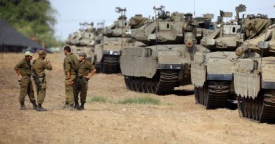 آليات عسكرية إسرائيلية تتوغل على الحدود الشرقية والشمالية لقطاع غزة