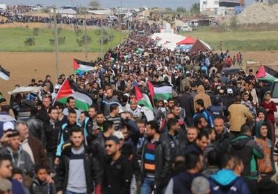 مقتل طفل وإصابة 10 فلسطينيين في مسيرات العودة برصاص الاحتلال