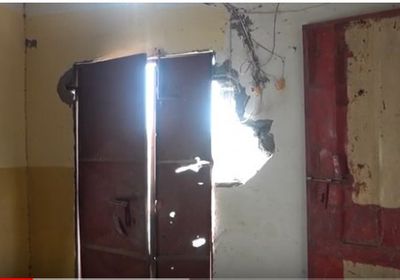 مليشيات الحوثي تقصف منازل المواطنين في المسنا بالحديدة (فيديو)