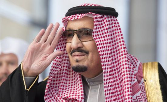 العاهل السعودي يتوجه إلى مصر لحضور القمة العربية الأوروبية