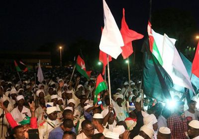 الحزب السوداني الحاكم يتعهد بالتعاون للوصول إلى تداول سلمي للسلطة