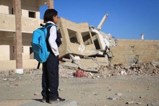 حربٌ على العلم والقلم.. كيف دمّرت المليشيات مدارس اليمن؟