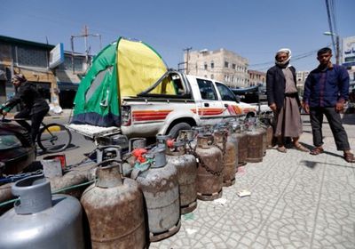 كذبةٌ بعد سرقةٍ.. ماذا فعلت مليشيا الحوثي بـ" غاز صنعاء "؟