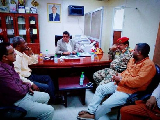 اللجنة المكلفة بفتح طريق العيدروس بكريتر تعقد أولى اجتماعاتها