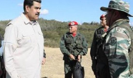 "مادورو" يواجه عقوبات جديدة بعد منعه دخول المساعدات الخارجية