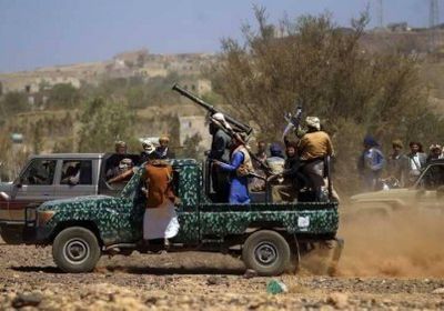 قبائل حجور تتصدى لأكبر هجوم حوثي بمديرية كشر 