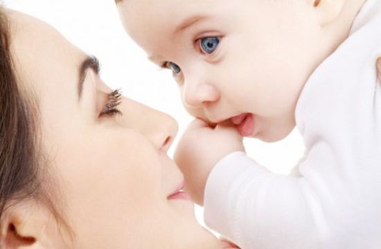 دراسة حديثة : الرضاعة الطبيعية تحمي الأطفال من الإكزيما