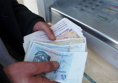 محافظ البنك المركزي التونسي يكشف توقعاته بانهيار الدينار