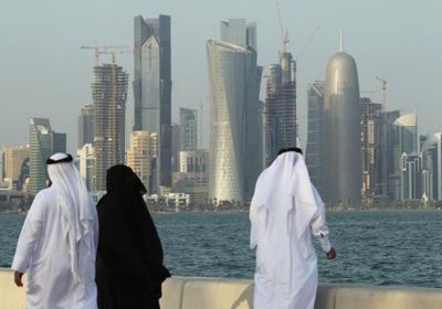 "هيومن رايتس" تفضح طرد قطر للاجئ يمني وترحيله قسراً
