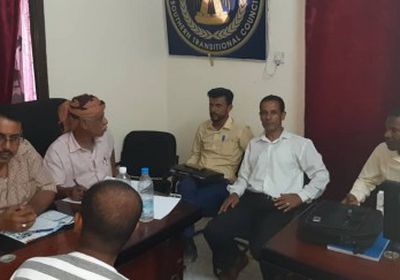 رئيس قيادة انتقالي لحج يناقش مع عيدروس عبدون تفعيل الإبداع المسرحي