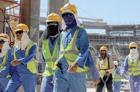 مطالب لحماية العمال الهنود بقطر: يعانون من مآسي (صور)