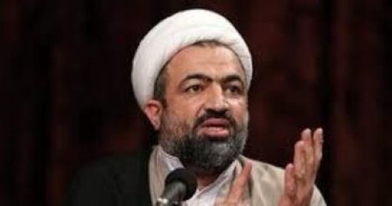 إيران.. برلماني سابق يطالب بمنع وزير الخارجية من مغادرة البلاد