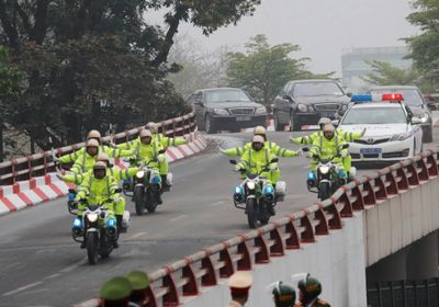 للقاء ترامب.. موكب " كيم " يخطف الأنظار عقب وصوله فيتنام (صور)