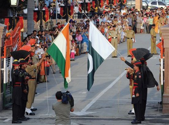 هل تقرع طبول الحرب من جديد بين باكستان والهند؟ (سيناريوهات ومخاوف)
