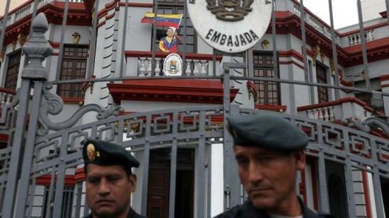 البيرو تلغي تأشيرات الدبلوماسيين الفنزويليين من حكومة مادورو