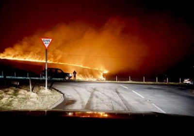 حريق ضخم  بمانشستر الكبرى في إنجلترا