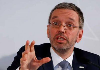 النمسا تفرض قيودًا جديدة على اللاجئين بدءً من الشهر القادم