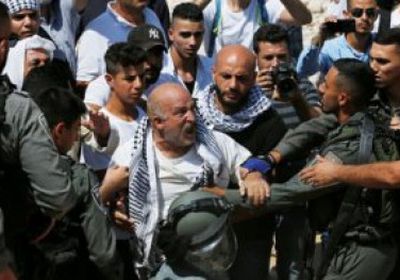 الاحتلال الإسرائيلي يعتقل 34 فلسطينيا من الضفة الغربية