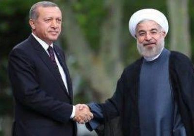 إعلامي سعودي يُهاجم أردوغان وروحاني.. لهذا السبب