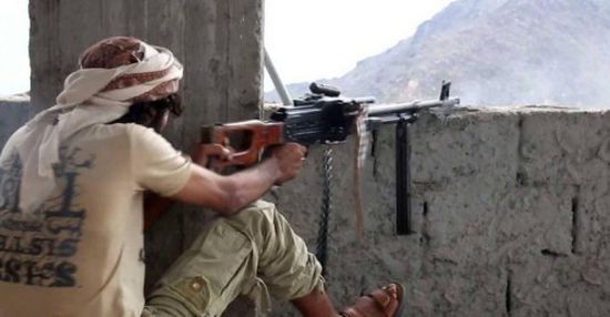 اندلاع مواجهات بين الجيش والمليشيات غربي تعز