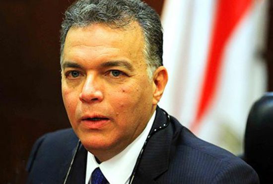 أول تعليق من وزير النقل المصري المستقيل عقب حادث القطار المأساوي