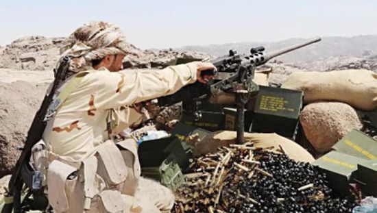 قبائل حجور تكبد الحوثي خسائر جديدة وتسيطر على معسكر إستراتيجي في كُشَر