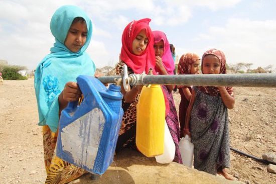 تركيب نظام مياه جديد في قرية تابعة لمحافظة لحج