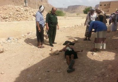 استمرارا للفوضى الأمنية.. مجهولون يستهدفون أحد شباب قبيلة آل كثير في شبام