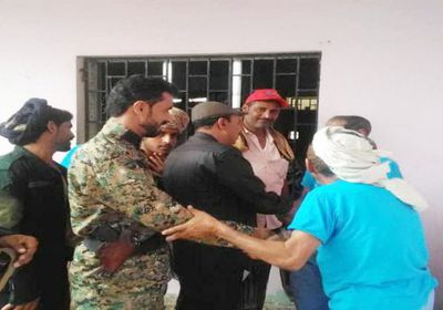 تمهيدا لدمجهم بالمجتمع.. دورات تعليمية وتثقيفية للسجناء في لحج