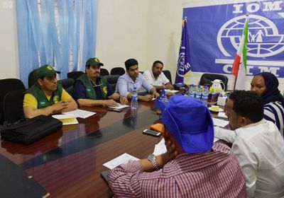 فريق من الملك سلمان للإغاثة يتفقد أوضاع الصوماليين العائدين من اليمن