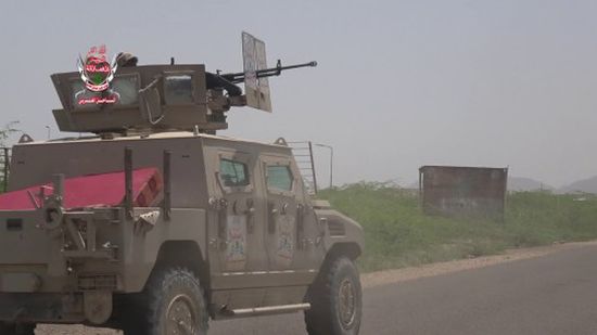 قوات ألوية العمالقة تسيطر على مواقع حيوية غربي محافظة تعز (فيديو)