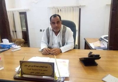 عمليات صيانة للحفريات بطريق وادي بن علي بمديرية شبام&nbsp;