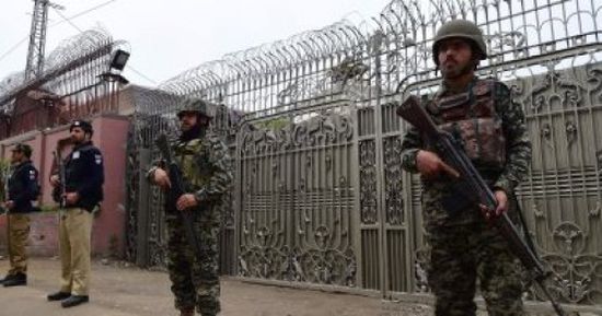 باكستان ترفع حالة التأهب الأمنى على الخط الفاصل فى كشمير
