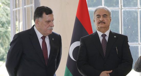برلماني ليبي: لقاء السراج وحفتر الأخير بادرة أمل في حل الأزمة الليبية