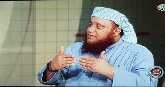 قيادي سلفي يتهم "الإصلاح" بالوقوف وراء تعثر جبهات القتال في الشمال (فيديو)