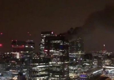 لندن تسيطر على حريق نشب بسطح بنك "باركليز" بلندن