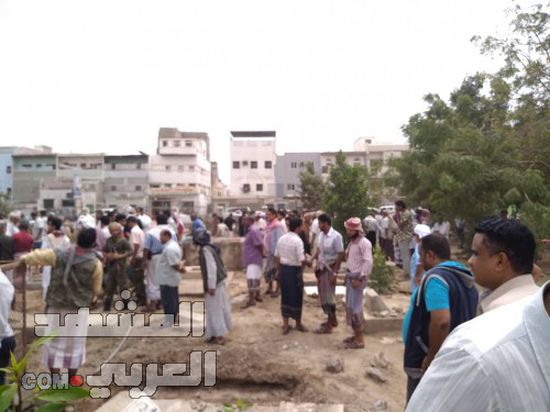 تشيع جنازة مدير مصلحة الهجرة والجوازات في المنصورة بعدن (صور)