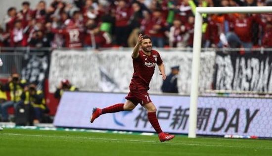 ديفيد فيا يسجل أول أهدافه في الدوري الياباني