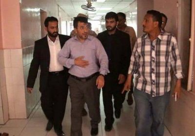 "حدث في آب".. وزير صحة الحوثيين يتفقد انتهاكات مليشياته